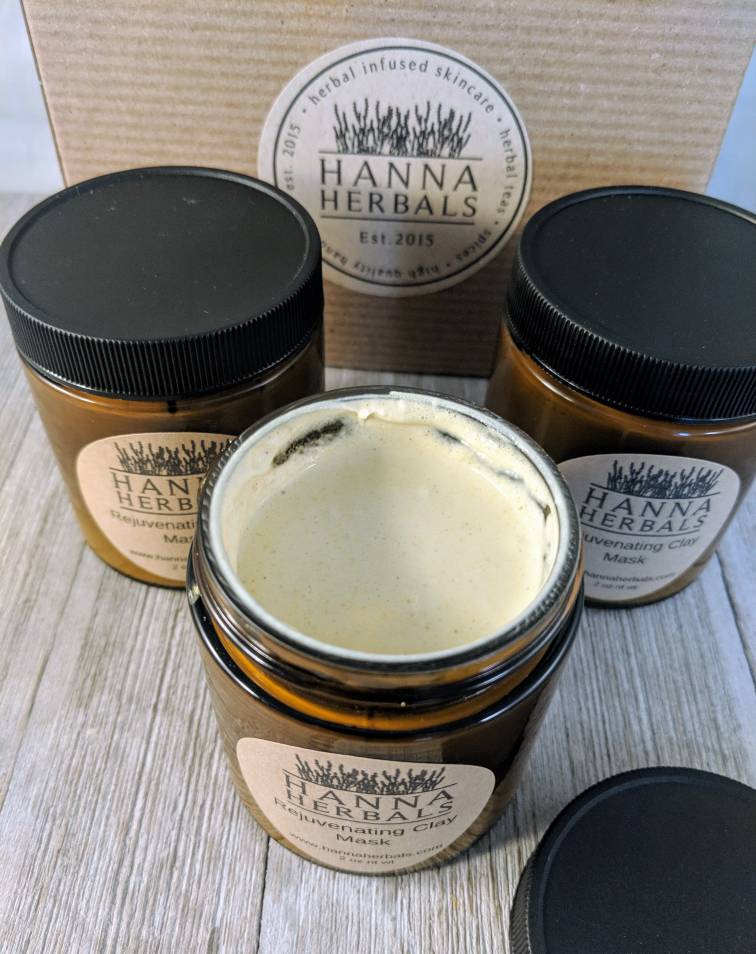Rejuvenating Clay Face Mask