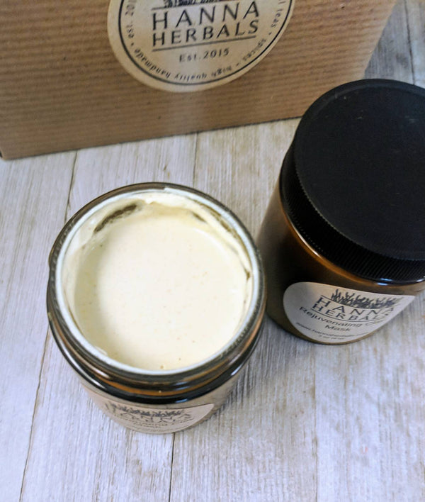 Rejuvenating Clay Face Mask