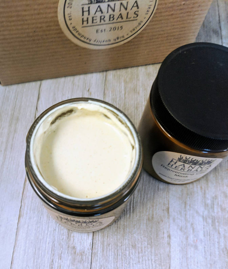 Rejuvenating Clay Face Mask